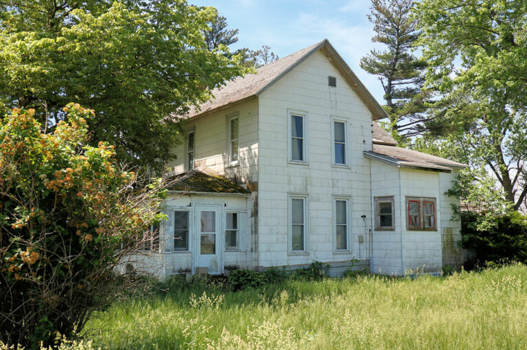 7 common mistakes to avoid while buying a dream home